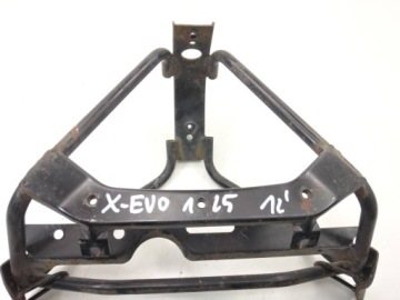 X-Evo 125 04-12 Крепление козырька обтекателя на раму