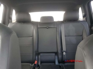 Volkswagen Tiguan II 2021 Volkswagen Tiguan 2021 r., 2,0L 2.0 Benzyna 184KM, zdjęcie 9