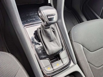 Skoda Kodiaq I SUV Facelifting 1.5 TSI 150KM 2023 Skoda Kodiaq 1.5 TSI 150KM Ambition DSGVirtualCzujnikiSerwis ASO Salon PLF, zdjęcie 21