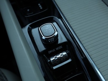 Volvo XC60 II 2019 Volvo XC60 B4 AWD, Salon Polska, 1. Właściciel, zdjęcie 17