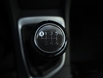 Toyota Corolla XI Sedan 1.6 Valvematic 132KM 2015 Toyota Corolla 1.6 Valvematic, Salon Polska, zdjęcie 14