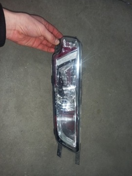 VOLKSWAGEN VW PASSAT B8 3G0941662H HALOGEN LAMPA PRZECIWMGIELNA PRAWA