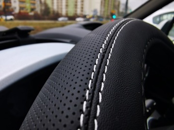 Toyota Avensis RAV4 CHR Verso Corolla Auris рулевое колесо X с перфорированной кожей