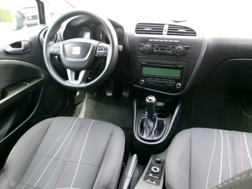 Seat Leon II 1.2 TSI 105KM 2012 Seat Leon 1.2 Klimatronic Sprowadzony, zdjęcie 6