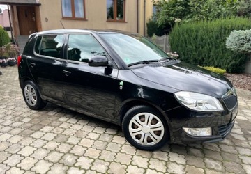 Skoda Fabia II Hatchback Facelifting 1.2 TDI CR DPF 75KM 2011 Skoda Fabia 1.2 turbo diesel 1 wlasciciel 100 serwisowany 1.2 75KM