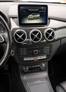 Mercedes Klasa B W246 Sports Tourer 250 BlueEFFICIENCY 211KM 2015 Mercedes-Benz Klasa B Mercedes-Benz Klasa B W246 250 4-Matic 211KM 2.0, zdjęcie 12