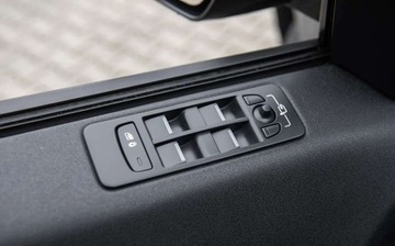 Land Rover Discovery Sport SUV 2.0 TD4 180KM 2017 Land Rover Discovery Sport HSE 2.0d 180Ps 7 Foteli Ledy Skora Navi Panoram, zdjęcie 19