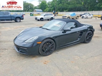 Porsche Boxster 718 Cabrio 2.0 300KM 2017 Porsche Boxster Cabrio 2017 2.0 Benzyna 300KM