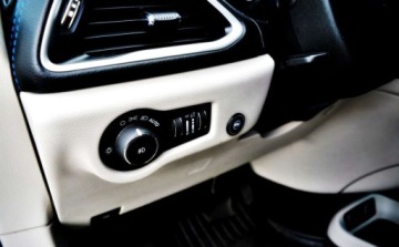 Chrysler Pacifica II 3.6 V6 291KM 2021 Chrysler Pacifica LPG - BRC , 8 miejsc, Zadbana 3.6 BenzynaLPG 291KM, zdjęcie 7