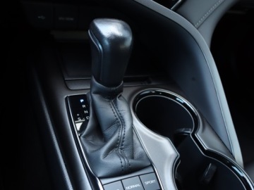 Toyota Camry IX Sedan 2.5 Hybrid Dynamic Force 218KM 2022 Toyota Camry 2.5 Hybrid, Salon Polska, zdjęcie 15