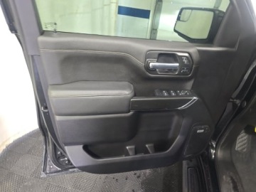  GMC Sierra 1500 AT4 Crew Cab Short Bed 2021 3.0 Diesel 277KM, zdjęcie 9