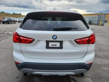 BMW X1 F48 2016 BMW X1 xDrive28i 2016 2.0l 2.0 Benzyna 228KM, zdjęcie 2