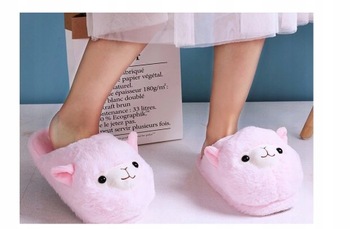 ТЕплые плюшевые домашние тапочки RAINBOW ALPACA LAMA