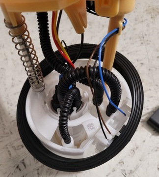 ТОПЛИВНЫЙ НАСОС VW SKODA SEAT 1.6 TDI 5Q0919050BC