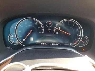 BMW Seria 7 G11-G12 Sedan 750i 450KM 2018 BMW Seria 7 750 XI 2018, od ubezpieczalni 4.4 Benzyna 450KM, zdjęcie 9