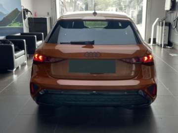 Audi A3 8Y Sportback Facelifting 1.5 35 TFSI 150KM 2026 AUDI A3 35 TFSI S Line Sportback Hatchback 1.5 (150KM) 2026, zdjęcie 1