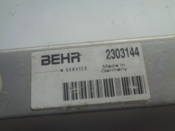 Радиатор Мерседес A2205000500