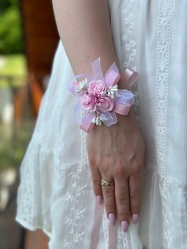 КОТИЛИОН НА РУКУ СВАДЕБНЫЙ БУКЕТ КОРСАР СВАДЬБА РОЗОВЫЙ