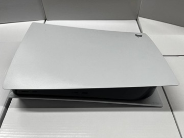 Консоль PS5 с приводом Консоль PLAYSTATION 5 с приводом.