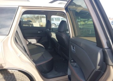 Nissan X-Trail IV 2025 Nissan X-Trail 2025r., Rock Creek, 1.5L, od ubezpieczalni 1.5 Benzyna 204KM, zdjęcie 6