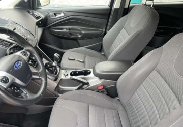 Ford Kuga II SUV 1.5 EcoBoost 150KM 2015 Ford Kuga Ford Kuga 1.5 EcoBoost 2x4 Trend 1.5 Benzyna 150KM, zdjęcie 13