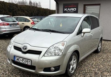 Toyota Corolla Verso AR10 2.2 D-4D 136KM 2009 Toyota Corolla Verso 2009 r. 2.2 Diesel 136KM, zdjęcie 1