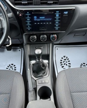 Toyota Corolla XI Sedan 1.33 Dual VVT-i 99KM 2016 Toyota Corolla Salon Polska, Serwis ASO, Przebieg 95tys 1.3 Benzyna 99KM, zdjęcie 5