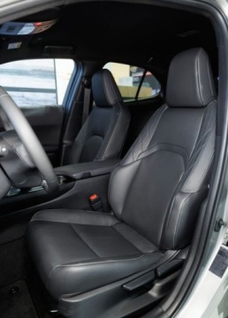 Lexus UX Crossover Facelifting 2.0 300h 199KM 2025 Lexus UX 300h F Sport Design 2.0 Hybryda 199KM, zdjęcie 37