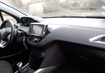 Peugeot 2008 I SUV Facelifting 1.2 PureTech 82KM 2016 Peugeot 2008 Okazja 1.2 Benzyna 82KM, zdjęcie 17