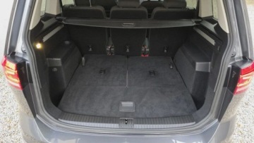 Volkswagen Touran III 2.0 TDI 150KM 2020 Volkswagen Touran 2,0 TDI 150 KM NAVI Full LED automat 7 osob OPLACONY, zdjęcie 14