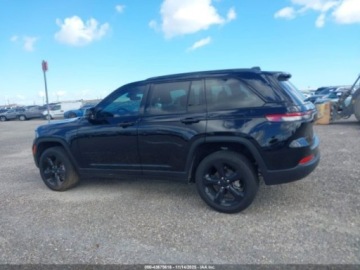 Jeep Grand Cherokee V 2024 Jeep Grand Cherokee Limited 2024 3.6l 3.6 Benzyna 293KM, zdjęcie 2