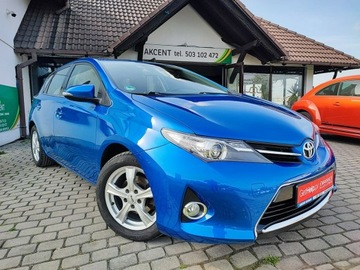 Toyota Auris I Hatchback 3d Facelifting 1.6 Valvematic 132KM 2013 Toyota Auris 1.6 Start Edition + tylko ASO Toyota