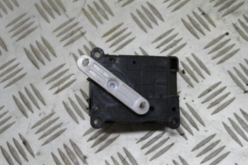 MOTOREK KLAP RADIÁTORU KIA CERATO H400730530 DOOWON