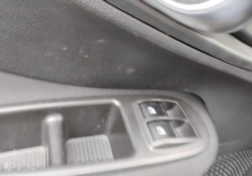 Fiat 500L Hatchback 5d Seria 5 1.4 T-Jet 120KM 2017 Fiat 500L 2017r. 1.4 Benzyna. Uszkodzony lewy przod. Jezdzi. 1.4 Benzyna, zdjęcie 9