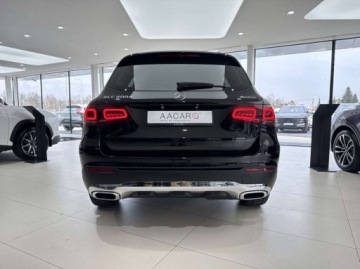 Mercedes GLC C253 SUV Facelifting 2.0 200d 163KM 2020 Mercedes-Benz GLC 200d 4 Matic Kamera cofania Nawigacja LED Salon Pols, zdjęcie 2