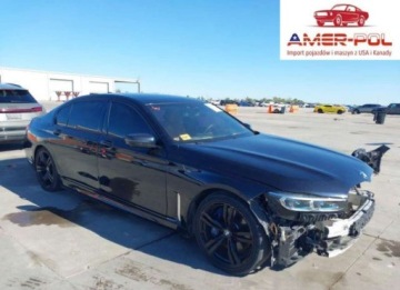BMW Seria 7 G11-G12 2017 BMW Seria 7 750i 2017 4.4l 4.4 Benzyna 445KM