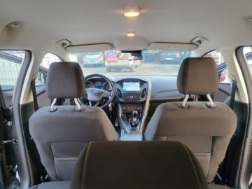 Ford Focus III Kombi Facelifting 1.0 EcoBoost 125KM 2017 Ford Focus 1.0 125 KM I Właściciel Przebieg 103, zdjęcie 23