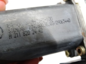 MERCEDES W211 MOTOREK OKNO PRAVÝ ZADNÍ 2118202442