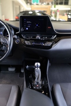 Toyota C-HR I Crossover Facelifting 2.0 Hybrid Dynamic Force 184KM 2022 Toyota C-HR 2.0 Hybrid Style 2.0 Hybryda 184KM, zdjęcie 16