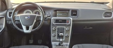 Volvo V60 I Kombi 1.6 T3 150KM 2012 Volvo V60 Volvo V60 T3 Kinetic 1.6 Benzyna 150KM, zdjęcie 12