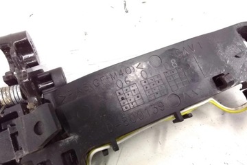 KLIKA LEVÝCH BOČNÍCH DVEŘE CADILLAC CTS D800139 3.56L GASOLINE 2009