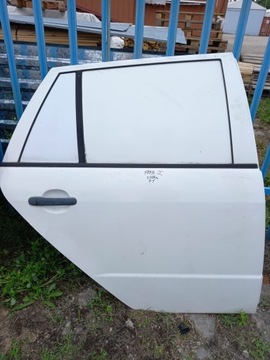 Дверь задняя ПРАВАЯ ЛЕВАЯ Skoda Fabia 05r 1026