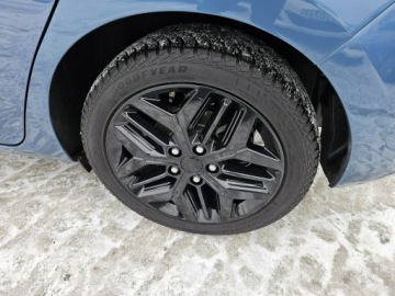 Toyota Auris II Hatchback 5d Facelifting 1.8 Hybrid 136KM 2017 Toyota Auris 1,8 Hybryda 136KM automat kamera, zdjęcie 16