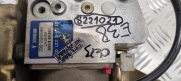 BMW 7 E38 ČERPADLO HYDRAULICKÁ 8221021