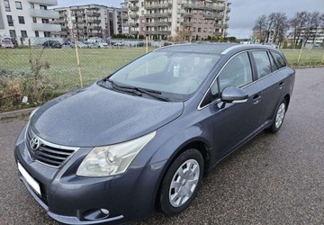 Toyota Avensis II Kombi 2.0 D-4D 126KM 2009