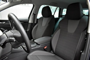 Skoda Octavia IV Scout 1.5 TSI ACT 150KM 2024 Škoda Octavia Skoda Octavia Bezwypadkowy / Salon, zdjęcie 9