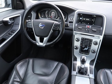 Volvo XC60 I SUV Facelifting 2.0 D3 DRIVE-E 150KM 2015 Volvo XC60 D3, Skóra, Navi, Klima, Klimatronic, zdjęcie 6