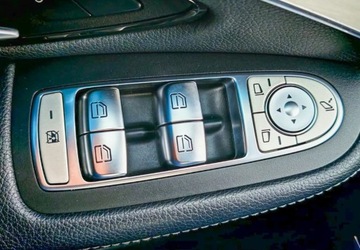 Mercedes GLC C253 SUV 2.1 220 d 170KM 2018 Mercedes-Benz GLC Pierwszy wlasciciel, z Polskiego salonu 2.1 Diesel, zdjęcie 14