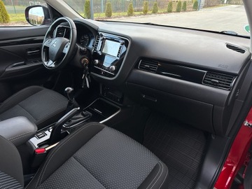 Mitsubishi Outlander III SUV Facelifting 2017 2.0 150KM 2020 MITSUBISHI OUTLANDER 2020*2.0 MIVEC 150 KM*DIAMANT*KAMERA*LED*TYLKO 76 TKM*, zdjęcie 21