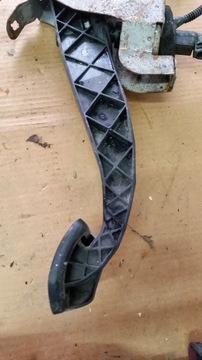 VW T6 ПЕДАЛЬ СЦЕПЛЕНИЯ 7E1721059E